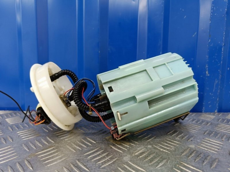 Топливный насос Chery Tiggo T11 1.6 SQRE4G16 2013 (б/у) Топливный насос Chery Tiggo T11 1.6 SQRE4G16 2013 (б/у)