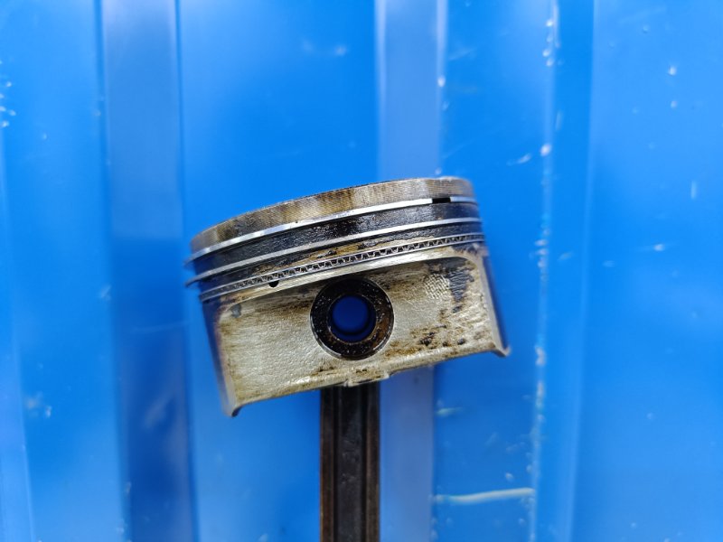 Поршень с шатуном Kia Cerato LD 1.6 G4FC 2007 (б/у)