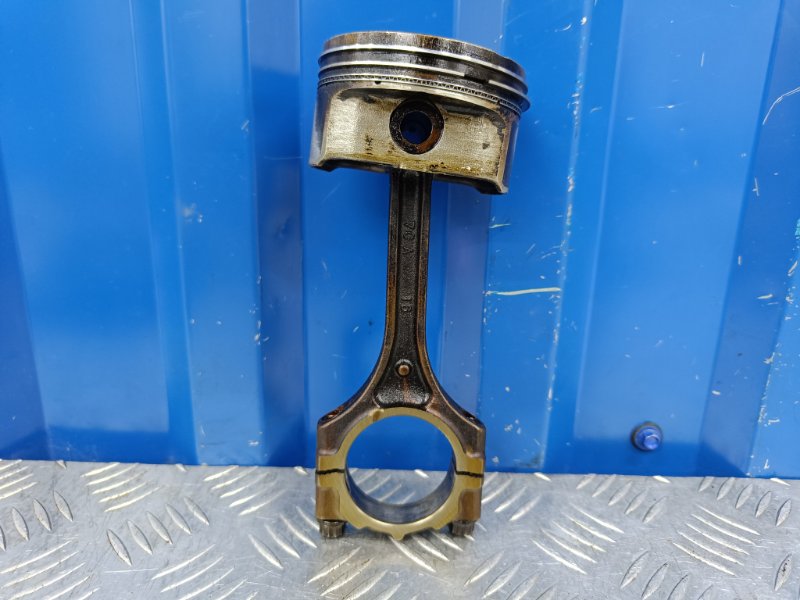 Поршень с шатуном Kia Cerato LD 1.6 G4FC 2007 (б/у)