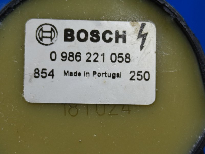 Катушка зажигания Mercedes-Benz M-Class W164 3.5 M272.967 2008 (б/у) Катушка зажигания Mercedes-Benz M-Class W164 3.5 M272.967 2008 (б/у)