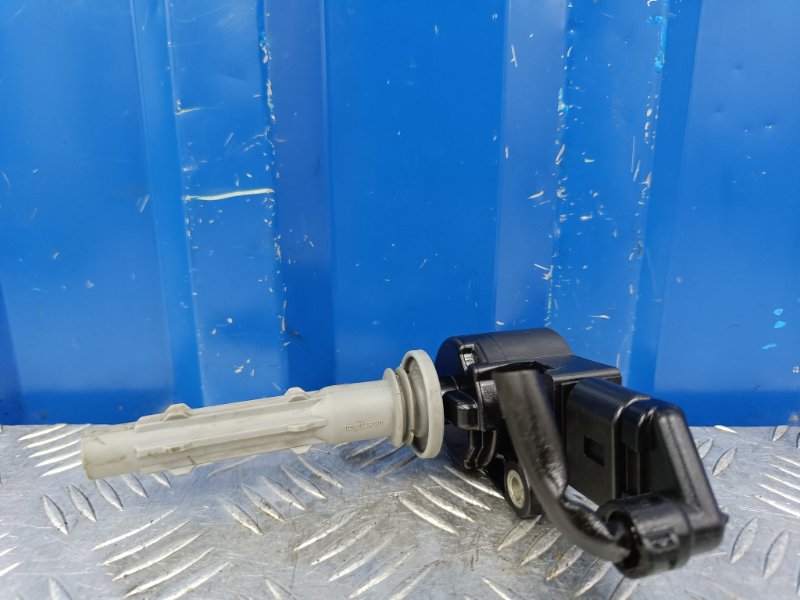 Катушка зажигания Mercedes-Benz M-Class W164 3.5 M272.967 2008 (б/у) Катушка зажигания Mercedes-Benz M-Class W164 3.5 M272.967 2008 (б/у)