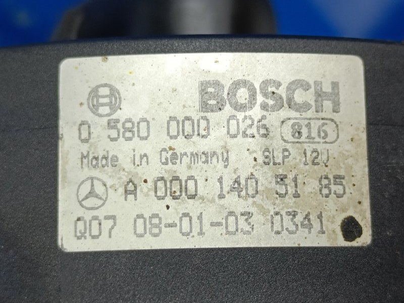 Насос продувки катализаторов Mercedes-Benz M-Class W164 3.5 M272.967 2008 (б/у) Насос продувки катализаторов Mercedes-Benz M-Class W164 3.5 M272.967 2008 (б/у)