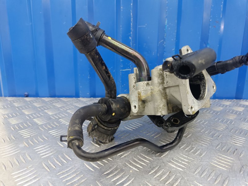 Корпус термостата Kia Sorento 2 2.2 D4HB 2014 (б/у)