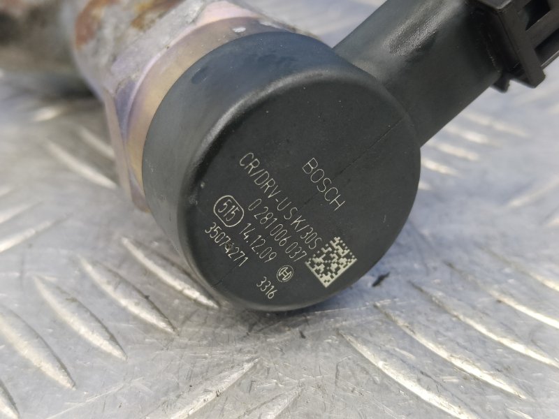 Топливная рампа Kia Sorento 2 2.2 D4HB 2014 (б/у)