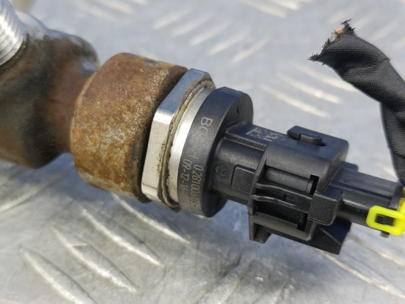 Топливная рампа Kia Sorento 2 2.2 D4HB 2014 (б/у)