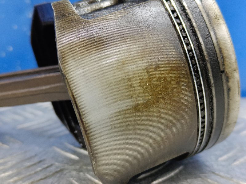 Поршень с шатуном Ford Explorer UN150 4.0 OHV 1995 (б/у)