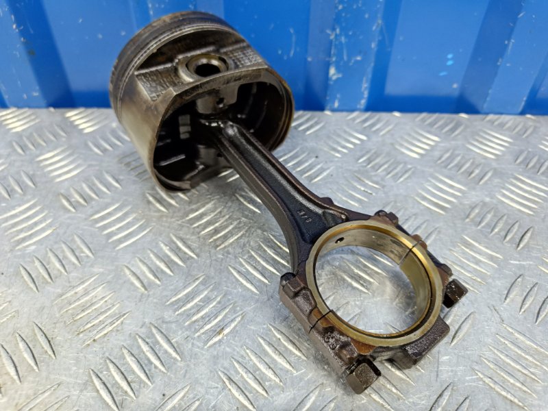 Поршень с шатуном Ford Explorer UN150 4.0 OHV 1995 (б/у)