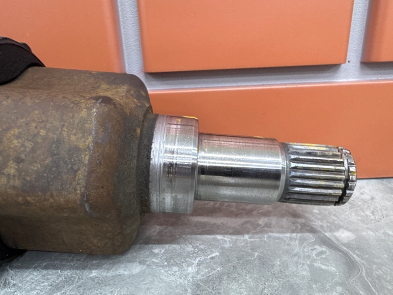 Привод Ford Focus DB 1.6 SIDA 2008 перед. лев. (б/у)