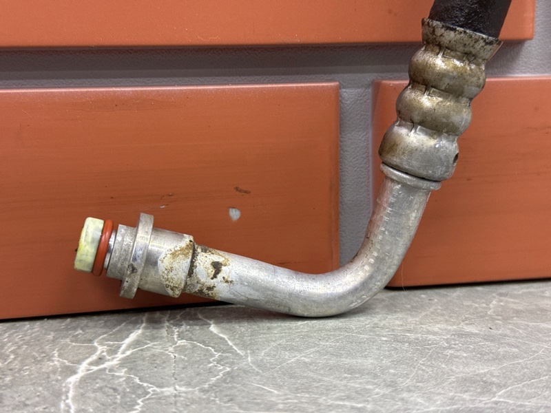 Трубка кондиционера Ford Focus DB 1.6 SIDA 2008 (б/у)