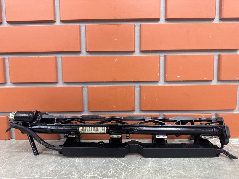 Топливная рампа Ford Focus DB 1.6 SIDA 2008 (б/у)