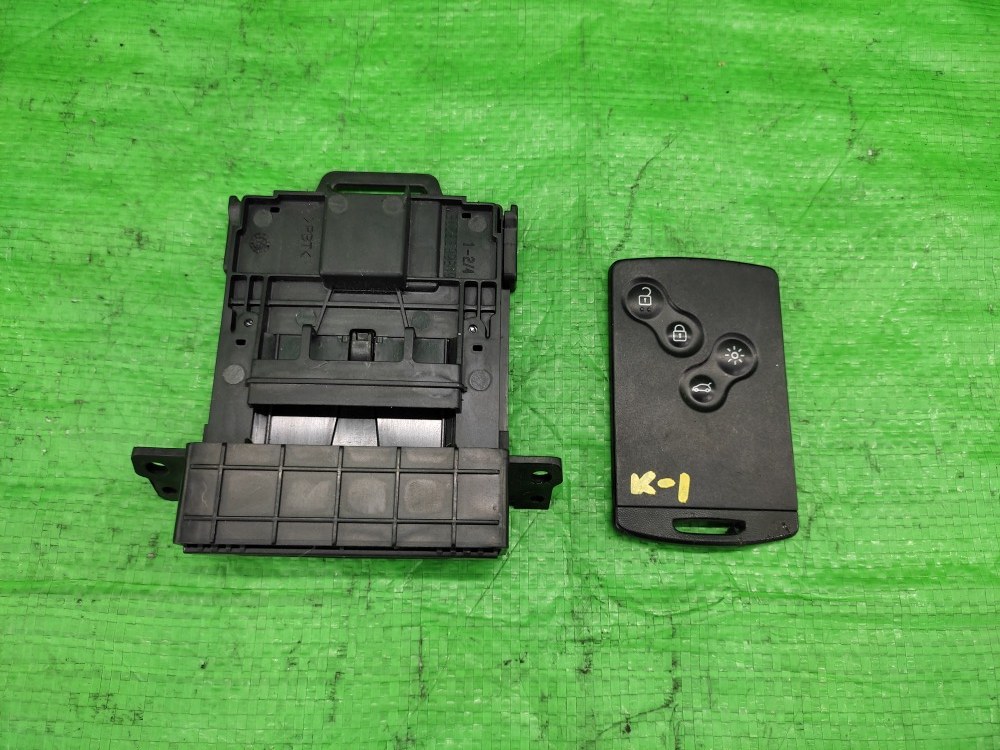 Ключ зажигания Renault Koleos HY0 2TR 2009 (б/у) Ключ зажигания Renault Koleos HY0 2TR 2009 (б/у)