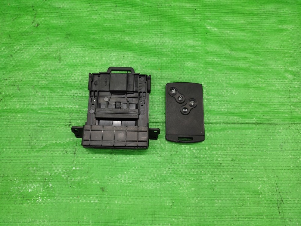 Ключ зажигания Renault Koleos HY0 2TR 2008 (б/у) Ключ зажигания Renault Koleos HY0 2TR 2008 (б/у)