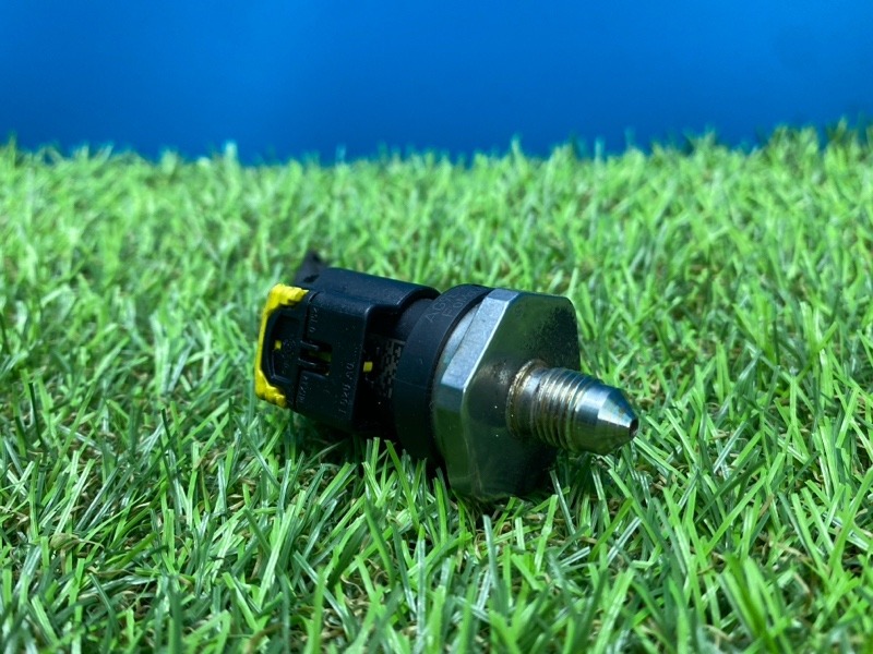 Датчик давления топлива Volvo S60 2.0 B4204T7 (б/у)