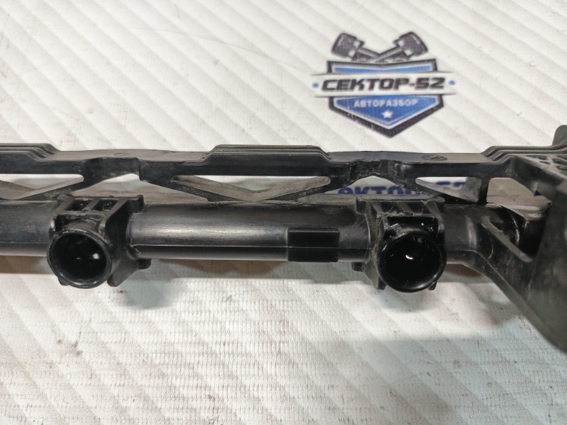 Рейка топливная (рампа) Ford Focus CB8 PNDA 2011 (б/у) 1804263 Рейка топливная (рампа) Ford Focus CB8 PNDA 2011 (б/у) 1804263