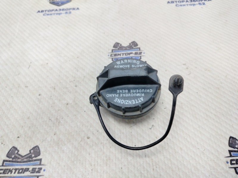 Крышка топливного бака Kia Sportage KM G4GC 2008 (б/у) 3101038600