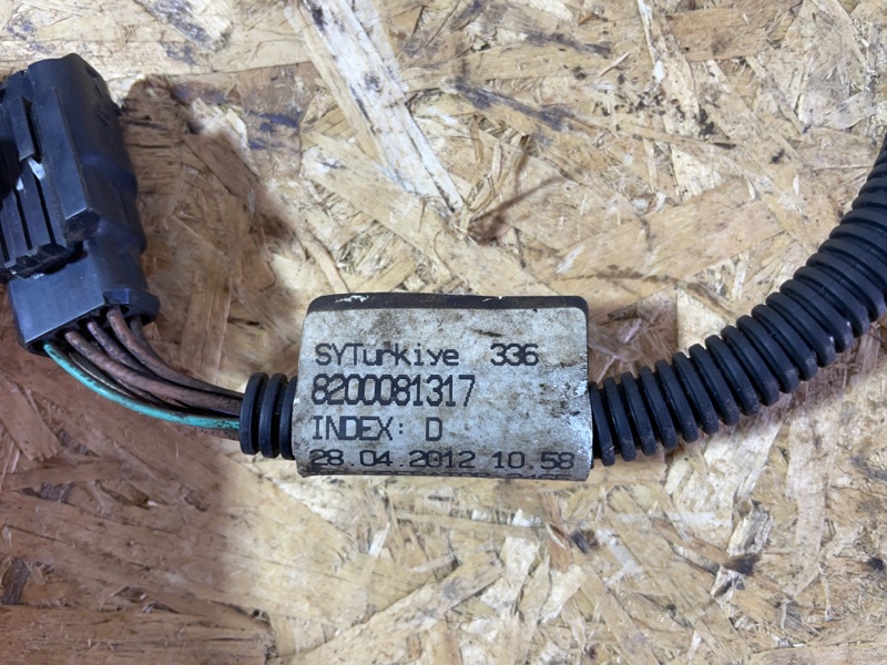 Проводка топливных форсунок Renault Megan III ХЭТЧБЕК 1.6 2012 (б/у)