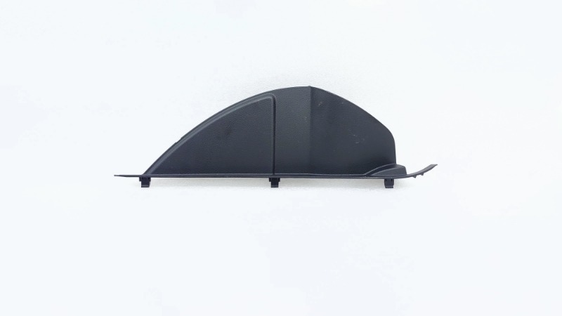 Накладка торпедо Chery Tiggo 4 Pro T19 SQRE4G15C прав. (б/у)