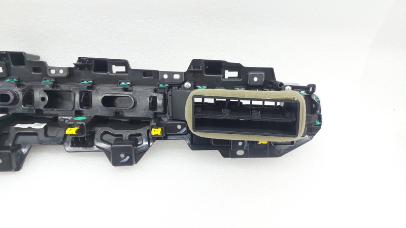 Накладка торпедо декоративная Chery Tiggo 7 Pro T1E SQRG4J15 2022 (б/у)