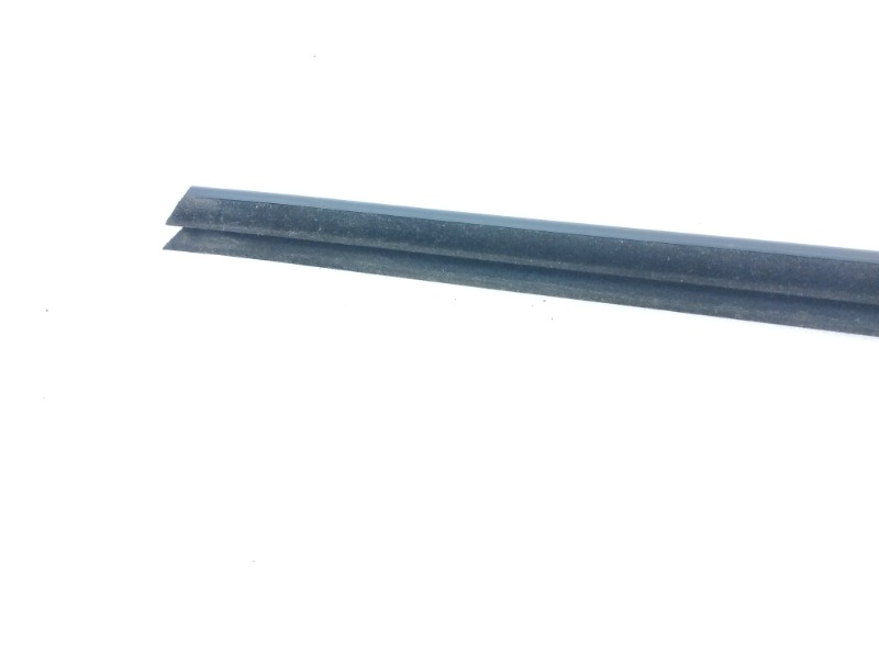 Уплотнитель стекла Ford Mondeo BD 1.6L DURATEC 2008 задн. лев. (б/у)