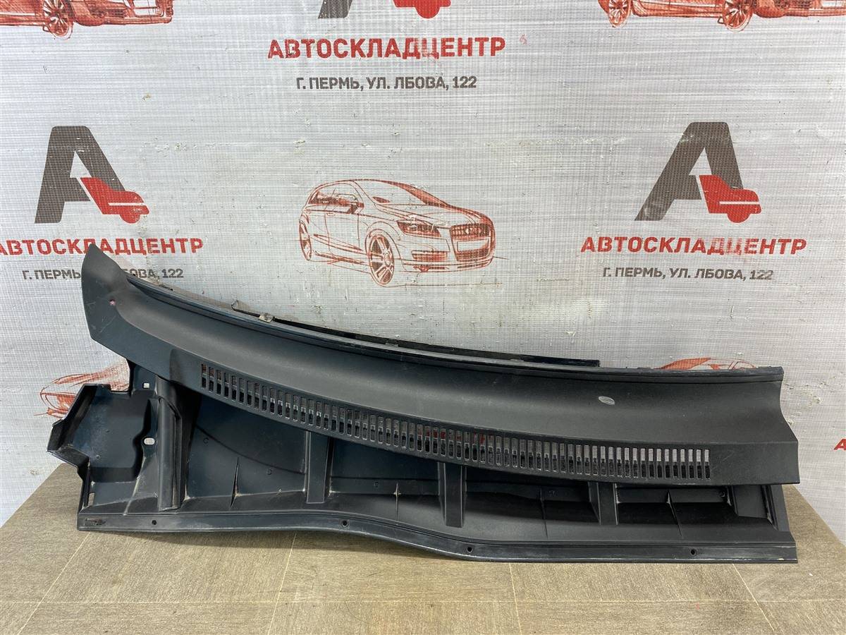 Накладка ветрового стекла (жабо) правая TOYOTA COROLLA (E15_) 55708-12330  id76190 запчасть БУ купить в Перми, цена 3000₽