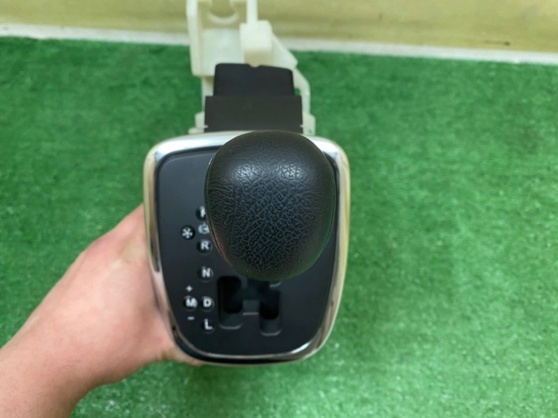 Селектор акпп Chery Arrizo 7 (б/у) Селектор акпп Chery Arrizo 7 (б/у)