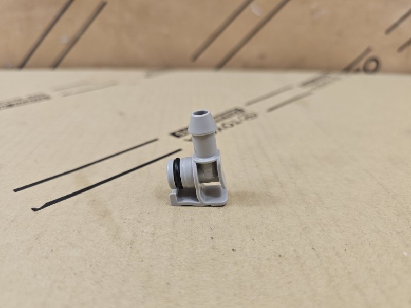 Штуцер Lexus LX 3