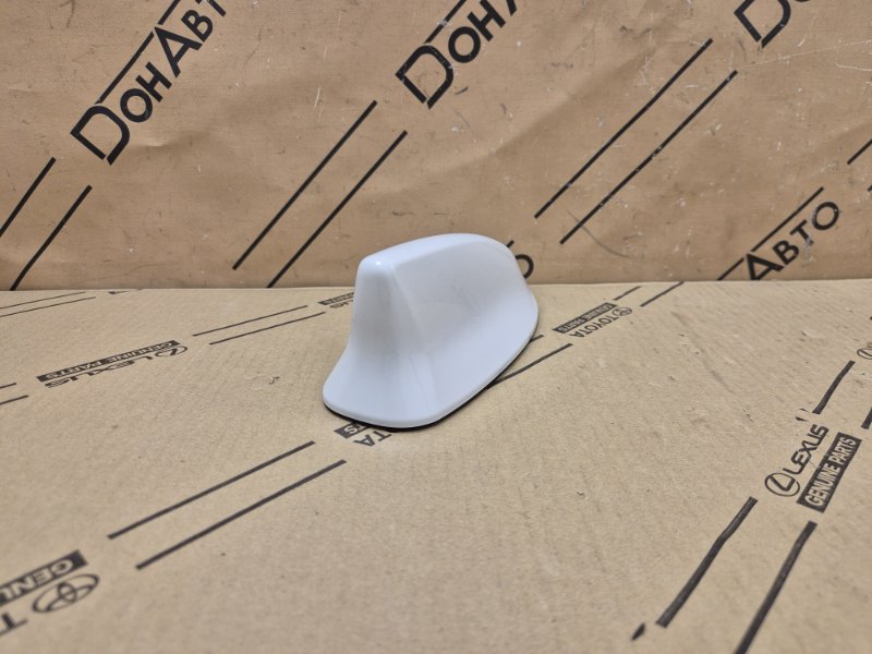 Крышка антенны Lexus RX 5