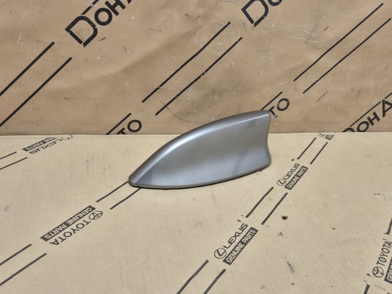 Крышка антенны Lexus RX 5