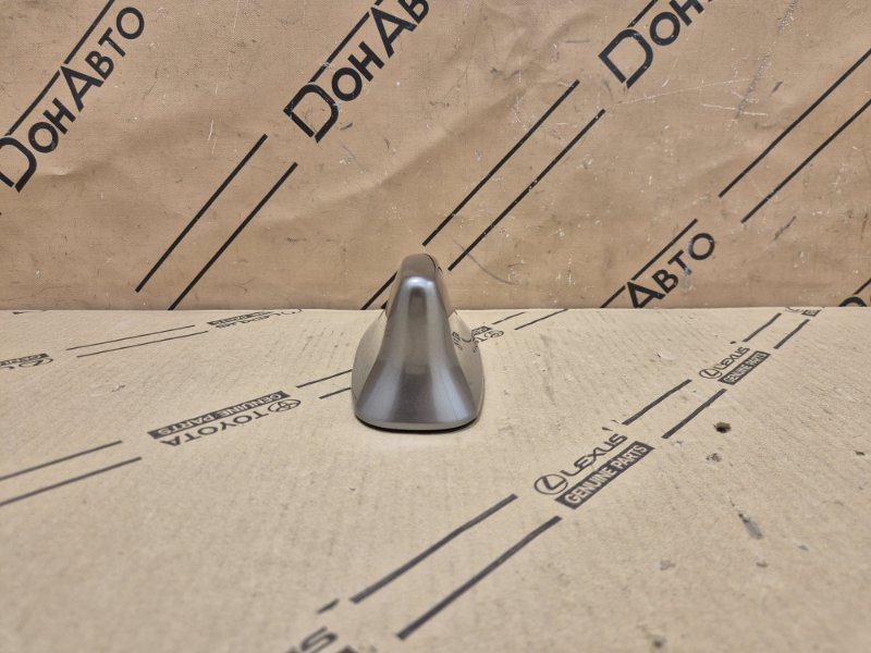 Крышка антенны Lexus RX 5