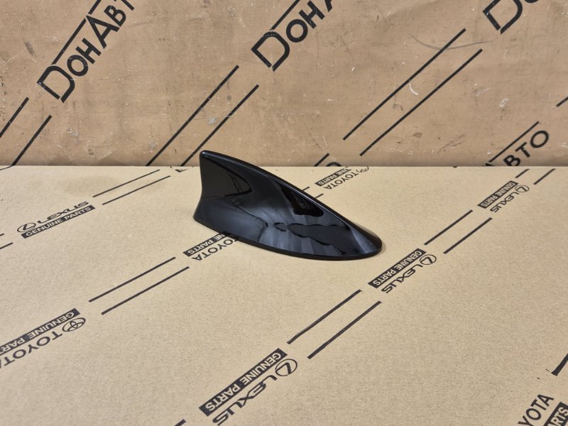 Крышка антенны Lexus UX 1