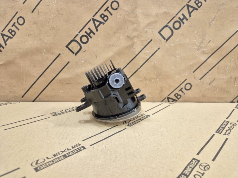 Фара противотуманная Toyota Land Cruiser 200 перед. лев.