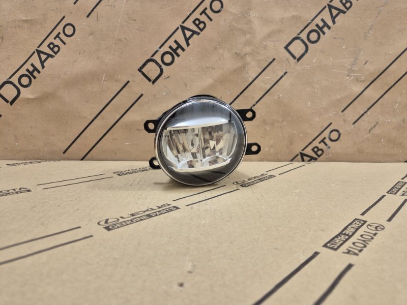 Фара противотуманная Toyota Land Cruiser Prado 150 перед. лев.