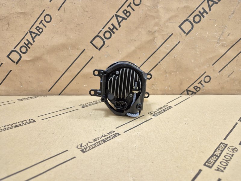 Фара противотуманная Lexus RX 4 перед. лев.