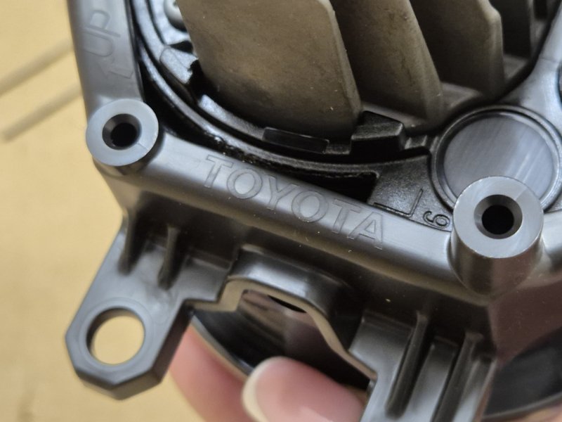 Фара противотуманная Lexus RX 4 перед. лев.