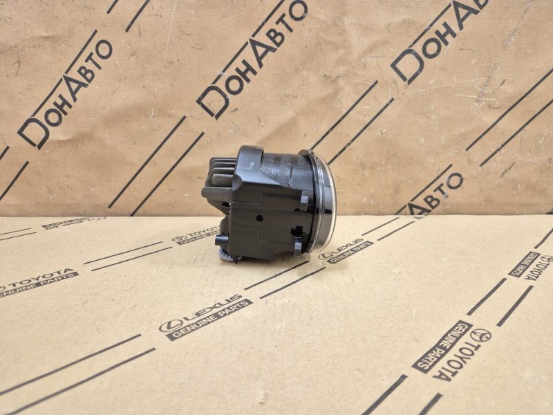 Фара противотуманная Toyota C-HR 1 перед. лев.