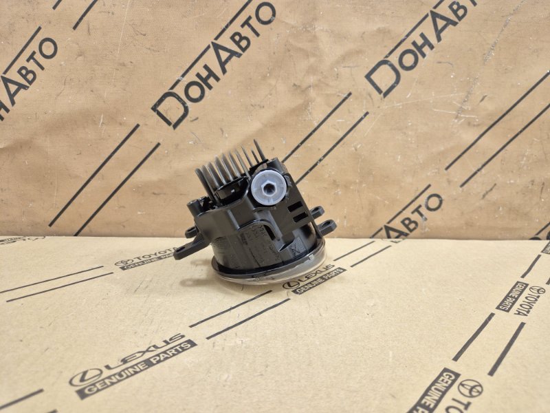 Фара противотуманная Toyota C-HR 1 перед. лев.