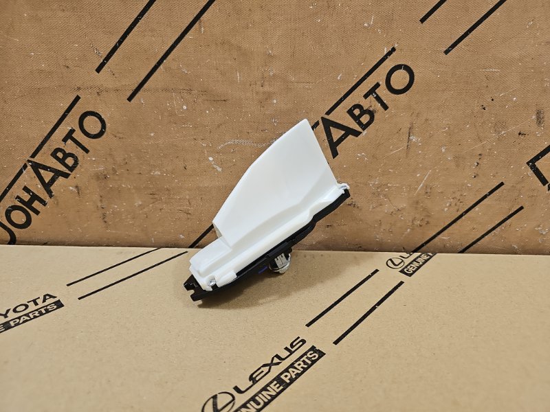 Антенна (плавник) на крышу Lexus NX 1 Антенна (плавник) на крышу Lexus NX 1