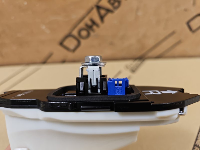 Антенна (плавник) на крышу Lexus NX 1 Антенна (плавник) на крышу Lexus NX 1