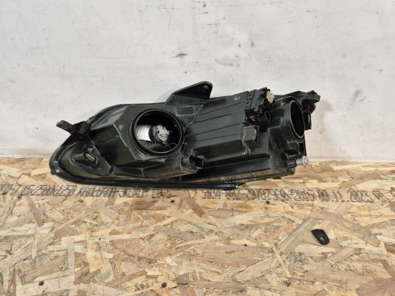 Фара Chery Arrizo 7 перед. прав. (б/у) Фара Chery Arrizo 7 перед. прав. (б/у)