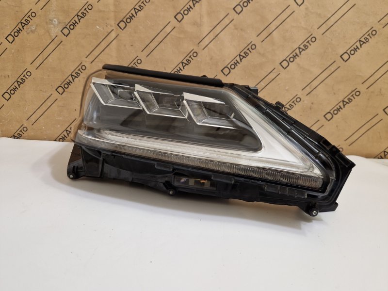 Фара Lexus LX 3 прав. (б/у)