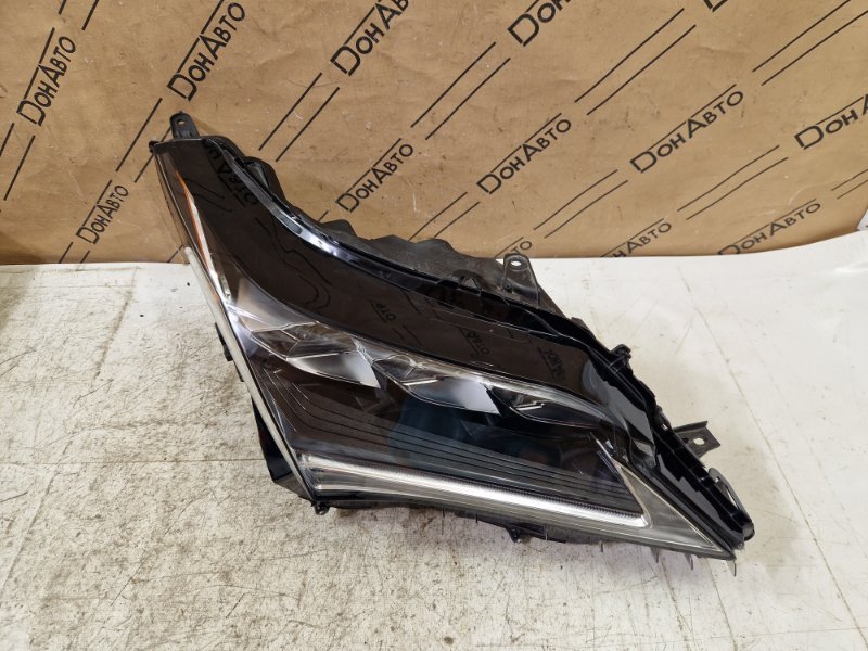 Фара Lexus RX 4 прав. (б/у) Фара Lexus RX 4 прав. (б/у)