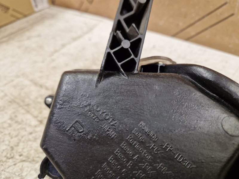 Указатель поворота Lexus NX 1 прав. (б/у)