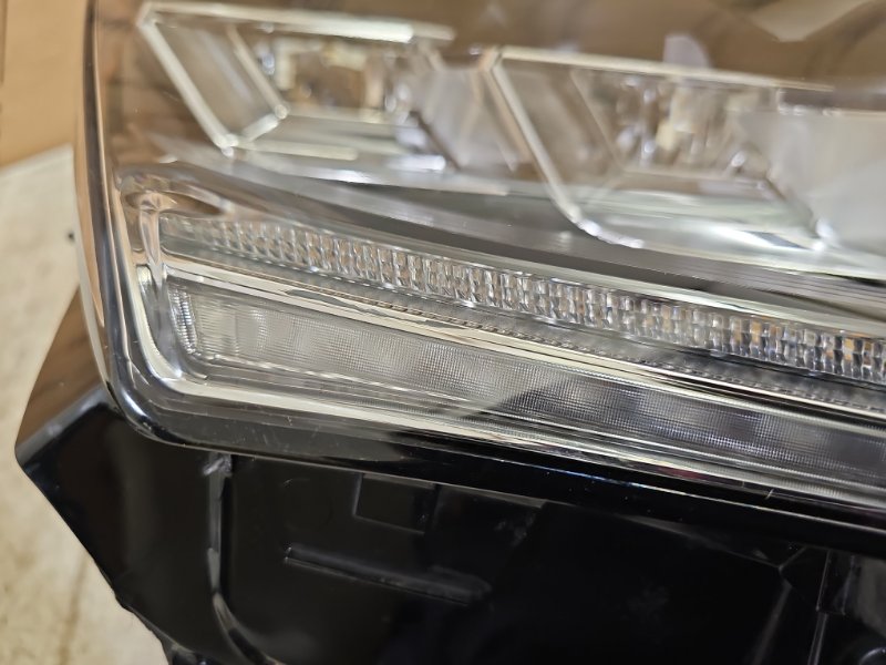 Фара Lexus RX 4 прав. (б/у)