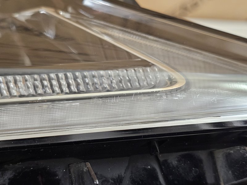 Фара Lexus RX 4 прав. (б/у)