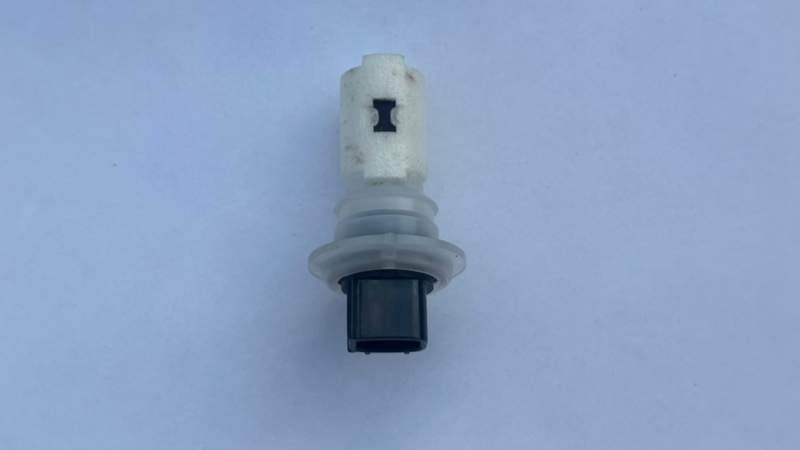 Датчик уровня жидкости омывателя Lexus LS430 UCF30 3UZFE 2005 (б/у)