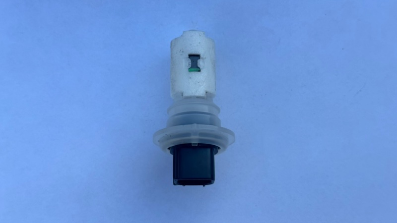 Датчик уровня жидкости омывателя Toyota Camry GSV40 2GRFE 2010 (б/у)