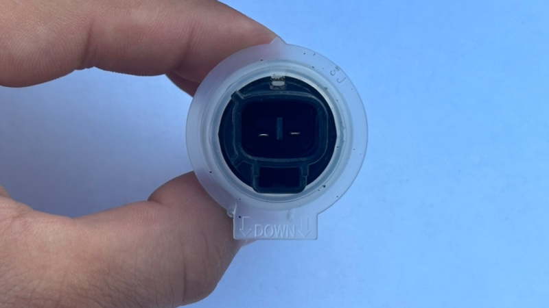 Датчик уровня жидкости омывателя Lexus RX300 MCU15 1MZFE 2002 (б/у) Датчик уровня жидкости омывателя Lexus RX300 MCU15 1MZFE 2002 (б/у)