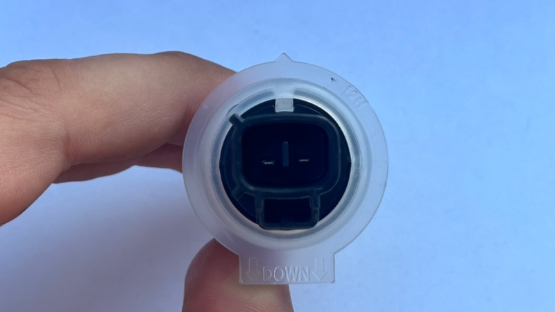 Датчик уровня жидкости омывателя Toyota Camry ASV50 2ARFE 2016 (б/у)