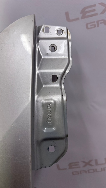 Крыло Lexus RX400h MHU38 3MZFE 2008 перед. прав. (б/у)