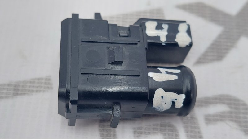 Датчик температуры Toyota Camry ASV70 2ARFE 2019 (б/у)